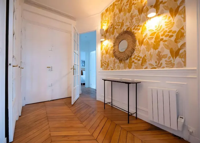 Апартаменты Tbs 325 - Superb With Eiffel Tower View Париж