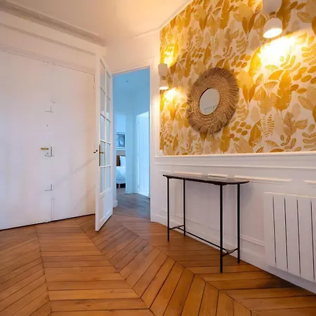 Apartment Tbs 325 - Superb With Eiffel Tower View Paris