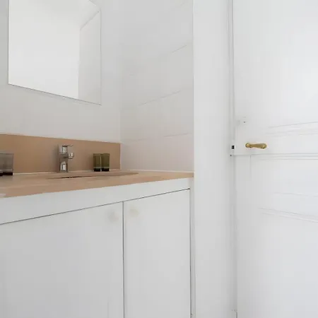 Tbs 325 - Superb With Eiffel Tower View Apartment Paris